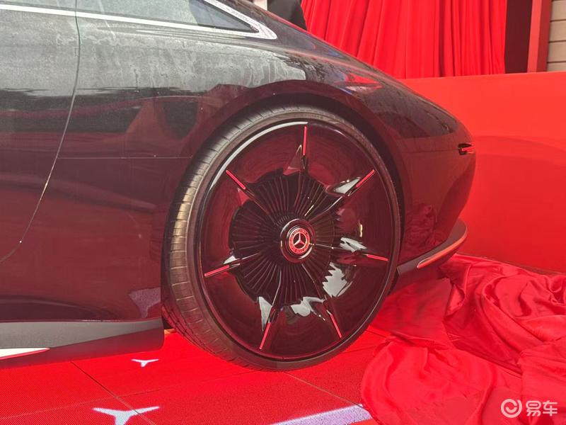 梅赛德斯-奔驰VisionIconic概念车首发设计语言全新升级(图6)