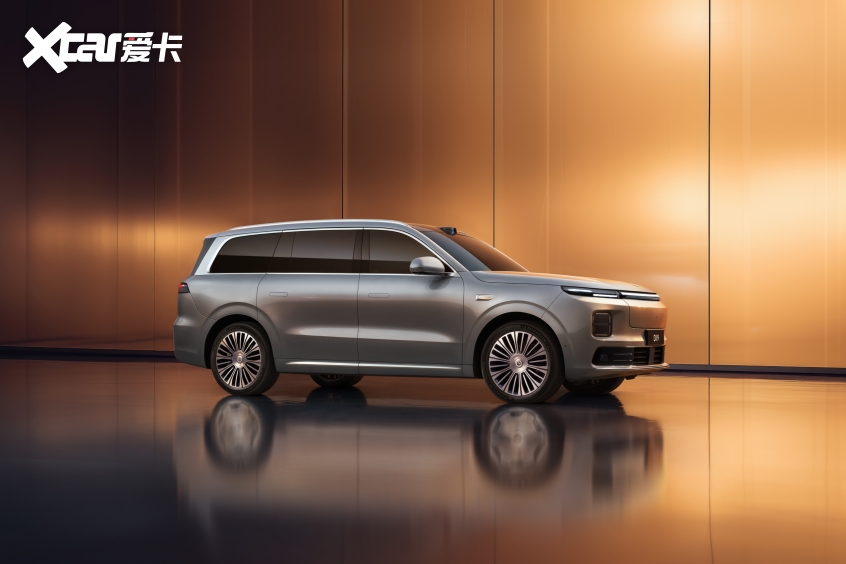 中国大型SUV再添破局者零跑D19正式亮相(图3)