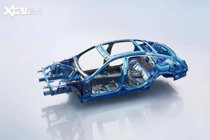 凯迪拉克新CT6上市全款一口价2899万起(图8)