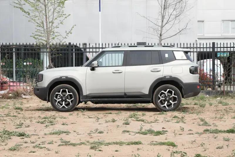 11月上市新车汇总岚图泰山零跑Lafa5领衔(图49)