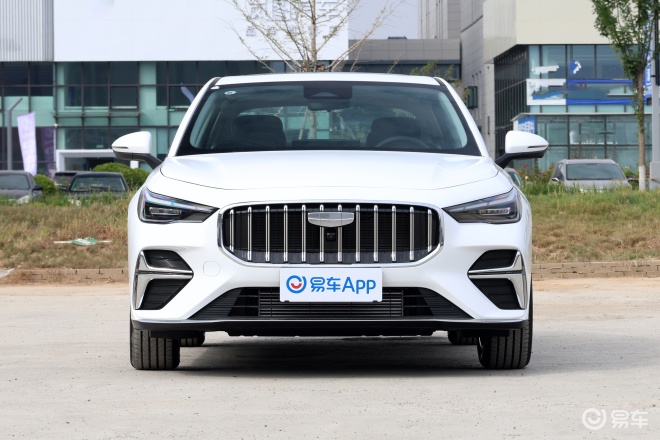 吉利第5代帝豪开启预售限时先享价689万起(图3)