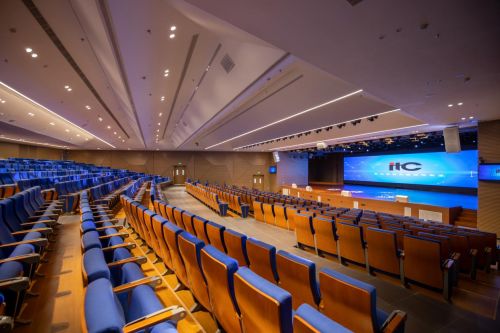 itc保伦股份荣获“2025年LED显示屏十大品牌”行业重量级荣誉(图9)