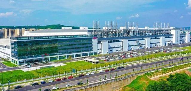 京东方、华星、惠科等头部液晶面板大厂加速入局LED行业COB成热点Q3小间距LED显示屏出货面积增长388%(图4)