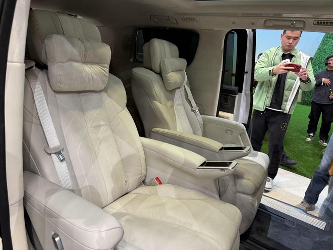 8屏座舱+五恒健康空间别克至境世家售4399万起(图10)