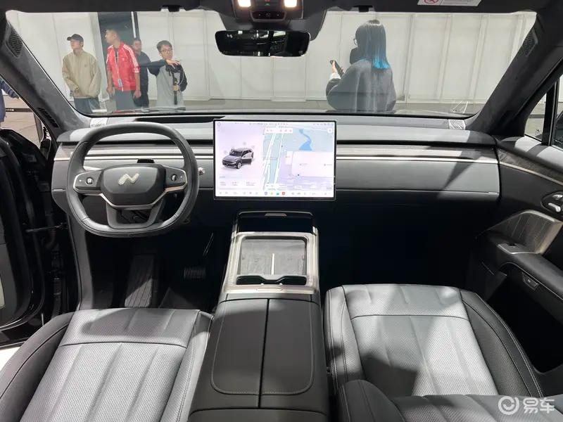 乐道L90黑骑士特别版全国首批交付售价3068万元(图6)