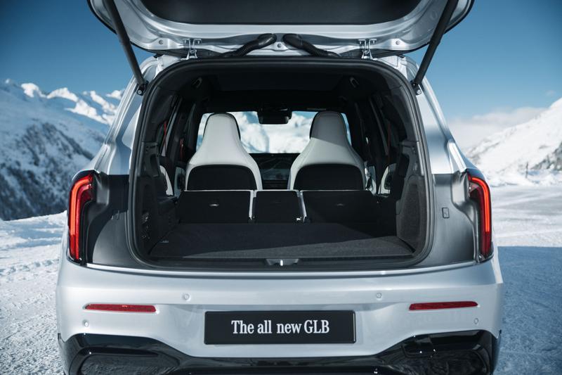 全新梅赛德斯-奔驰GLB全球首发提供燃油纯电两种动力可选(图3)