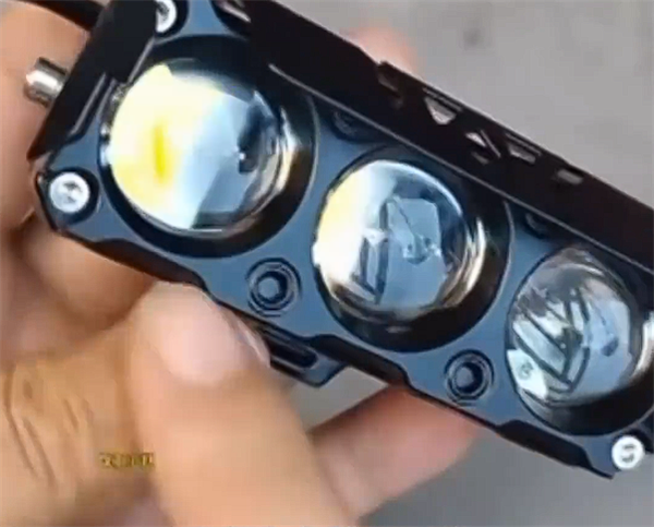 强光刺客有治了！上海严查电动车头灯改装最高罚200