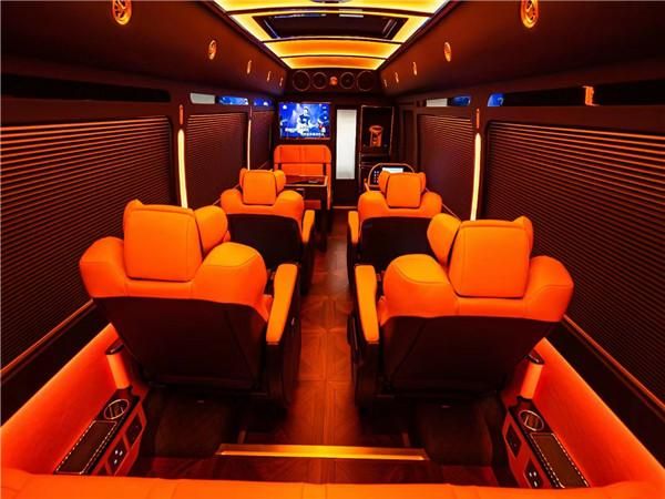 北京丰田考斯特7座-改装8座卫生间版价格